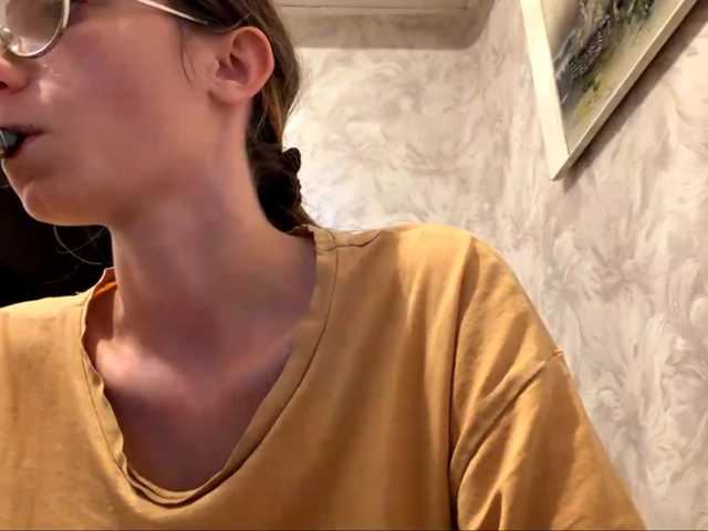 Evacrazys live cam on BongaCams