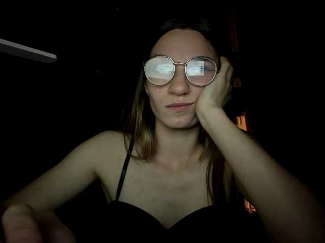 Evacrazys live cam on BongaCams