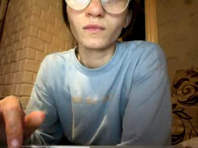 Evacrazys live cam on BongaCams