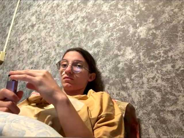 Evacrazys live cam on BongaCams