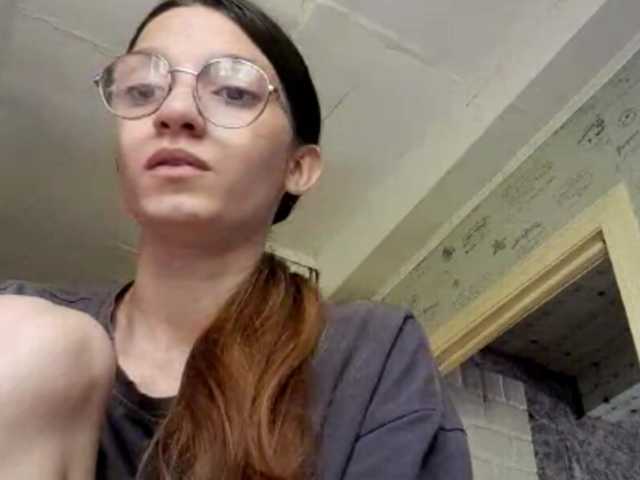 Evacrazys live cam on BongaCams