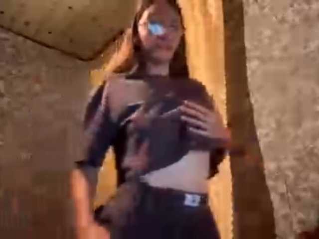 Evacrazys live cam on BongaCams
