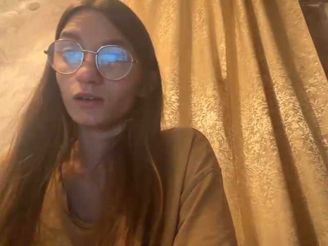 Evacrazys live cam on BongaCams