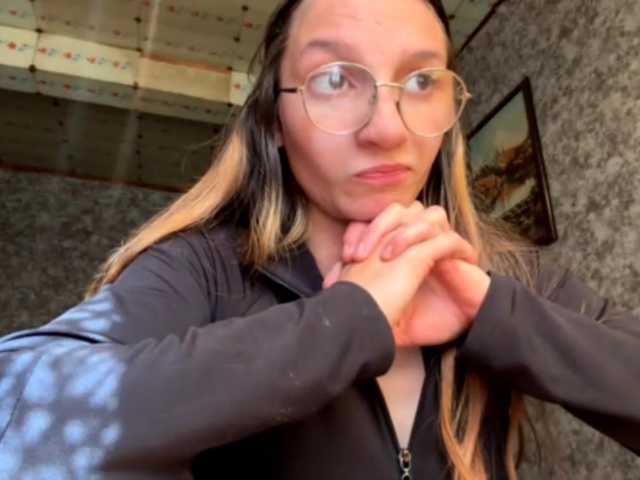 Evacrazys live cam on BongaCams