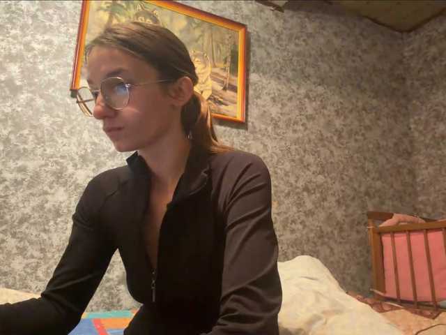 Evacrazys live cam on BongaCams