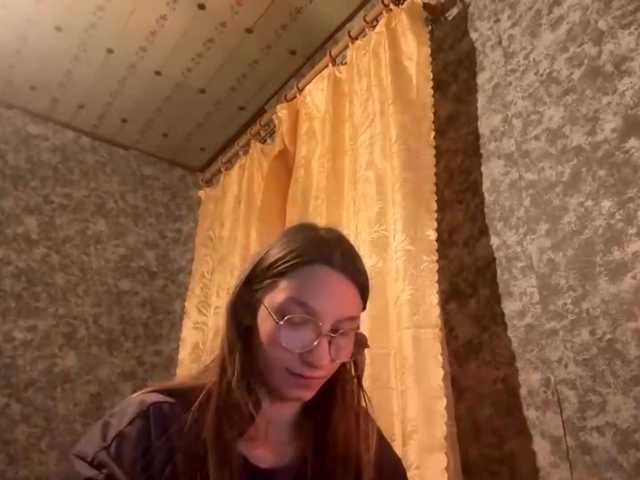 Evacrazys live cam on BongaCams