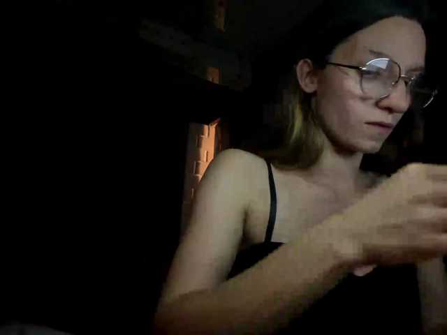 Evacrazys live cam on BongaCams