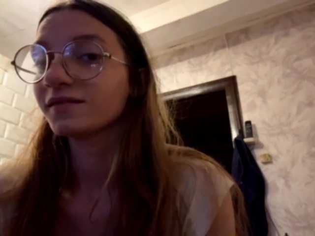Evacrazys live cam on BongaCams
