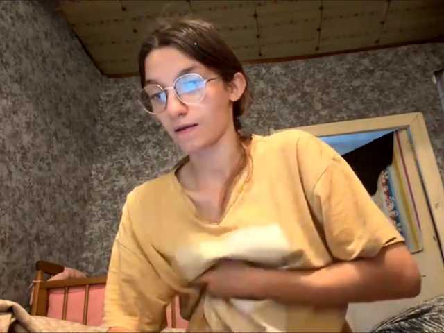Evacrazys live cam on BongaCams