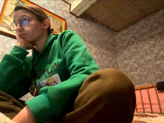 Evacrazys live cam on BongaCams
