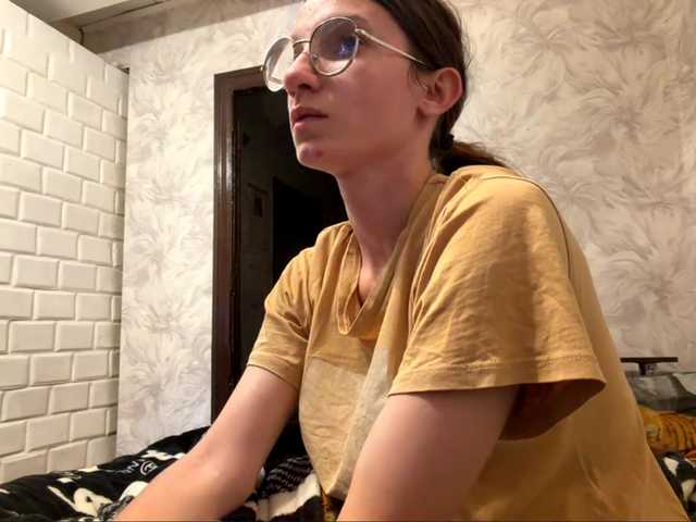 Evacrazys live cam on BongaCams