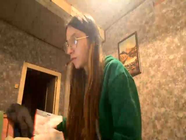Evacrazys live cam on BongaCams