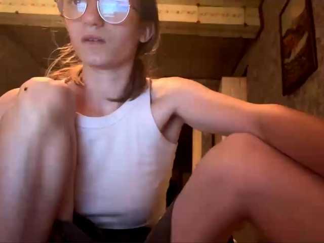 Evacrazys live cam on BongaCams