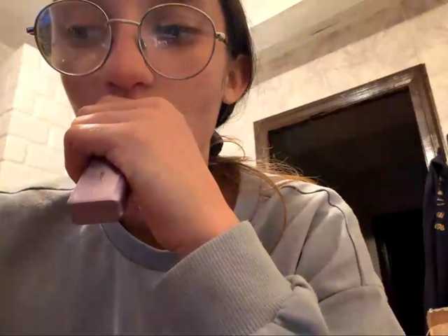 Evacrazys live cam on BongaCams