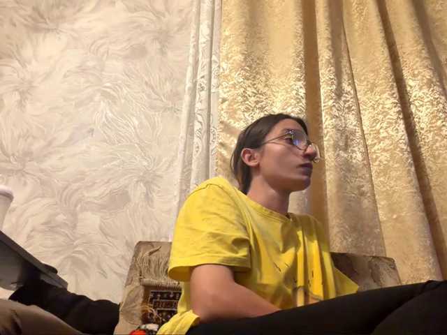 Evacrazys live cam on BongaCams
