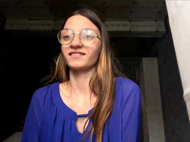 Evacrazys live cam