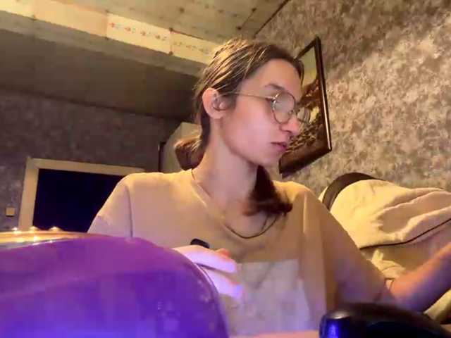 Evacrazys live cam on BongaCams