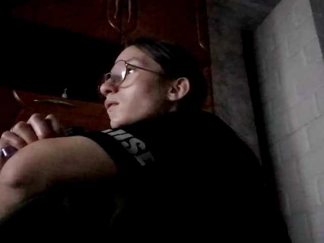 Evacrazys live cam on BongaCams