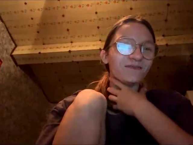 Evacrazys live cam on BongaCams