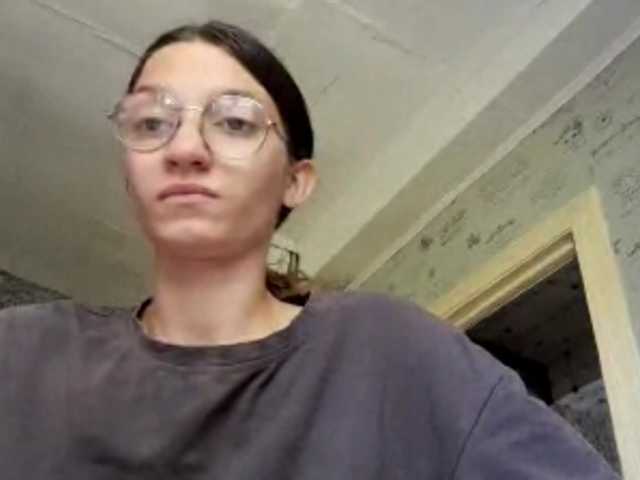 Evacrazys live cam on BongaCams