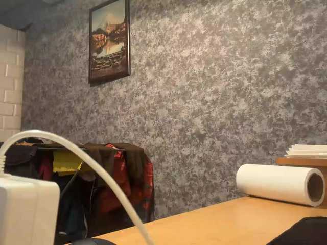 Evacrazys live cam on BongaCams