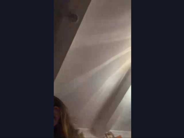 Evacrazys live cam on BongaCams