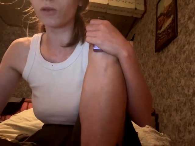 Evacrazys live cam on BongaCams