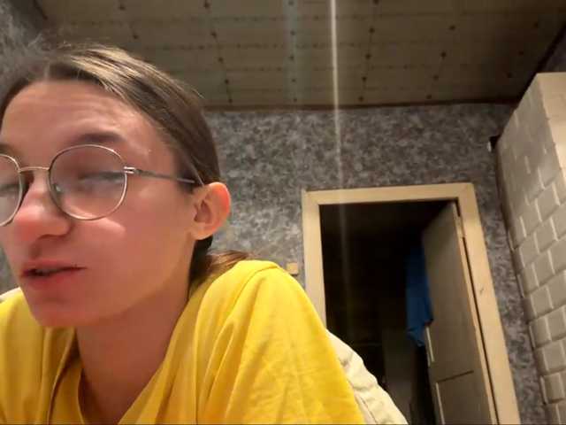 Evacrazys live cam on BongaCams