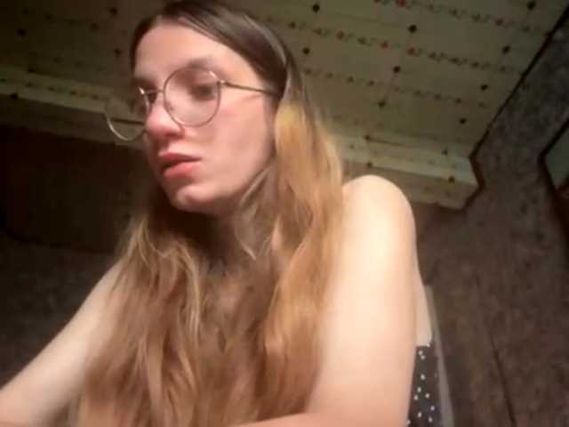 Evacrazys live cam on BongaCams