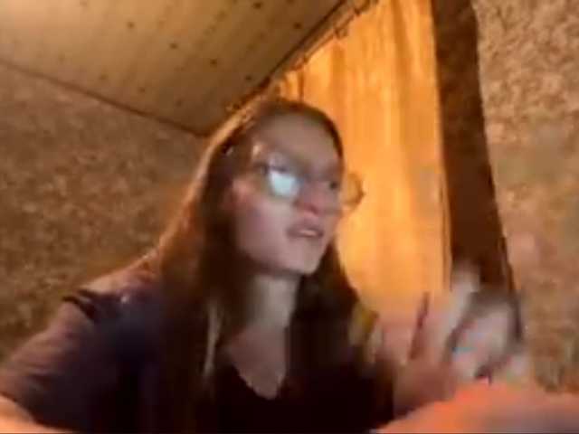 Evacrazys live cam on BongaCams