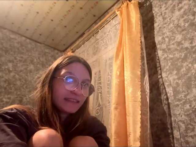 Evacrazys live cam on BongaCams