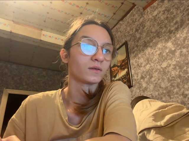 Evacrazys live cam on BongaCams