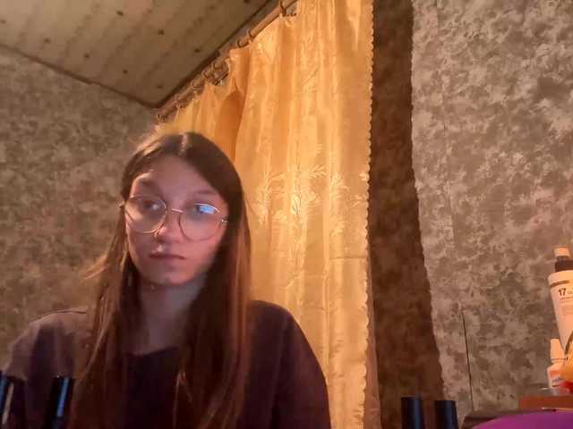 Evacrazys live cam on BongaCams