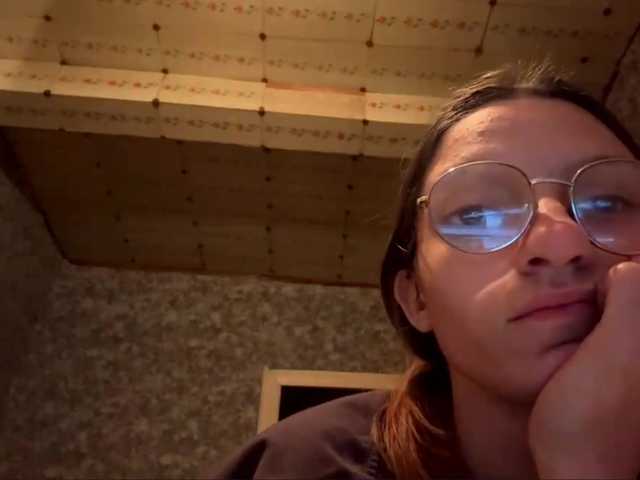 Evacrazys live cam on BongaCams