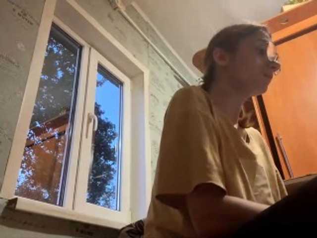Evacrazys live cam on BongaCams