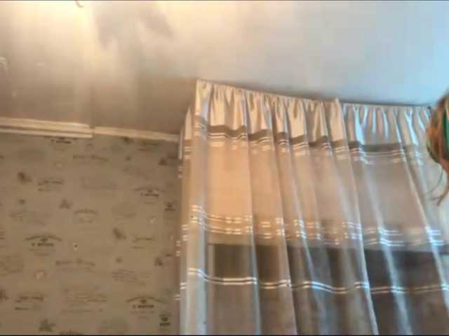 Evacrazys live cam on BongaCams