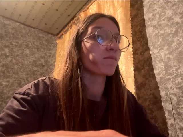 Evacrazys live cam on BongaCams