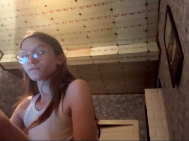 Evacrazys live cam on BongaCams