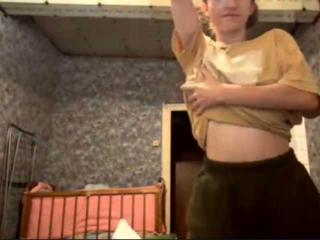 Evacrazys live cam on BongaCams