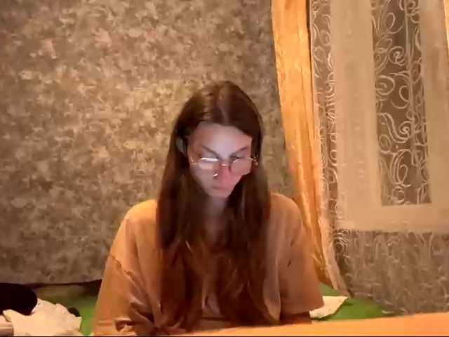 Evacrazys live cam on BongaCams