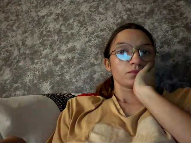 Evacrazys live cam on BongaCams