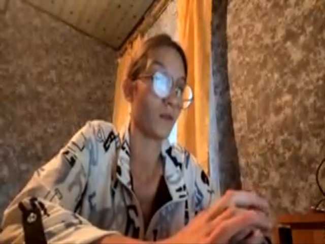 Evacrazys live cam on BongaCams