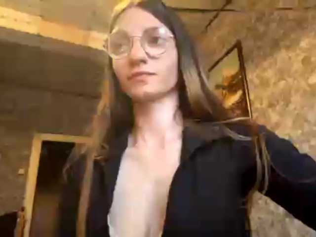 Evacrazys live cam on BongaCams
