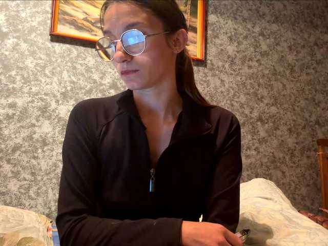 Evacrazys live cam on BongaCams