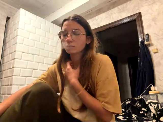 Evacrazys live cam on BongaCams