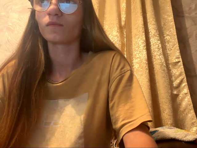 Evacrazys live cam on BongaCams