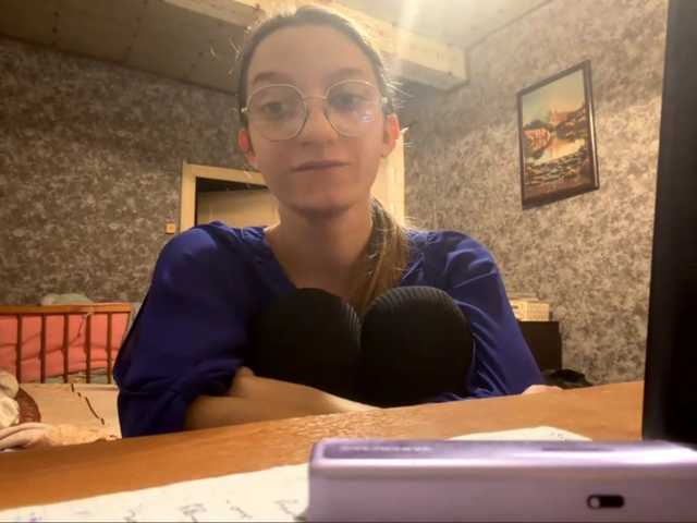 Evacrazys live cam on BongaCams