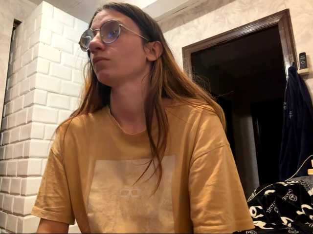 Evacrazys live cam on BongaCams