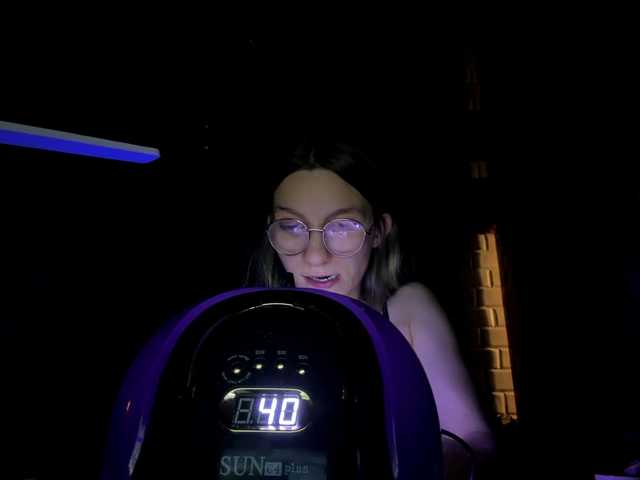 Evacrazys live cam on BongaCams