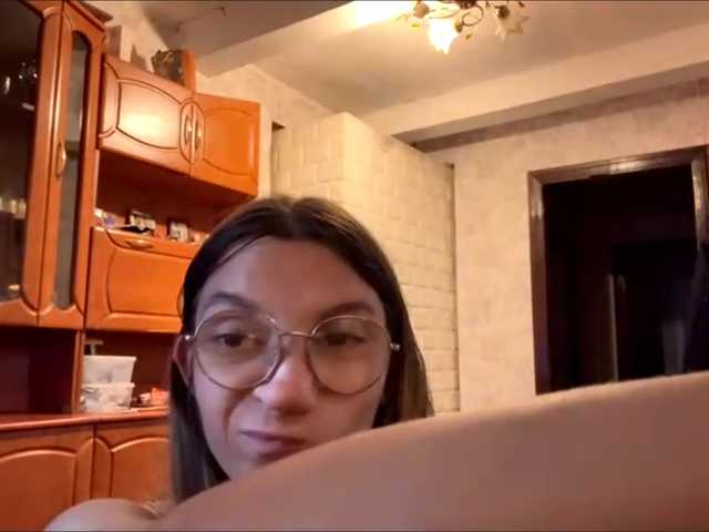 Evacrazys live cam on BongaCams